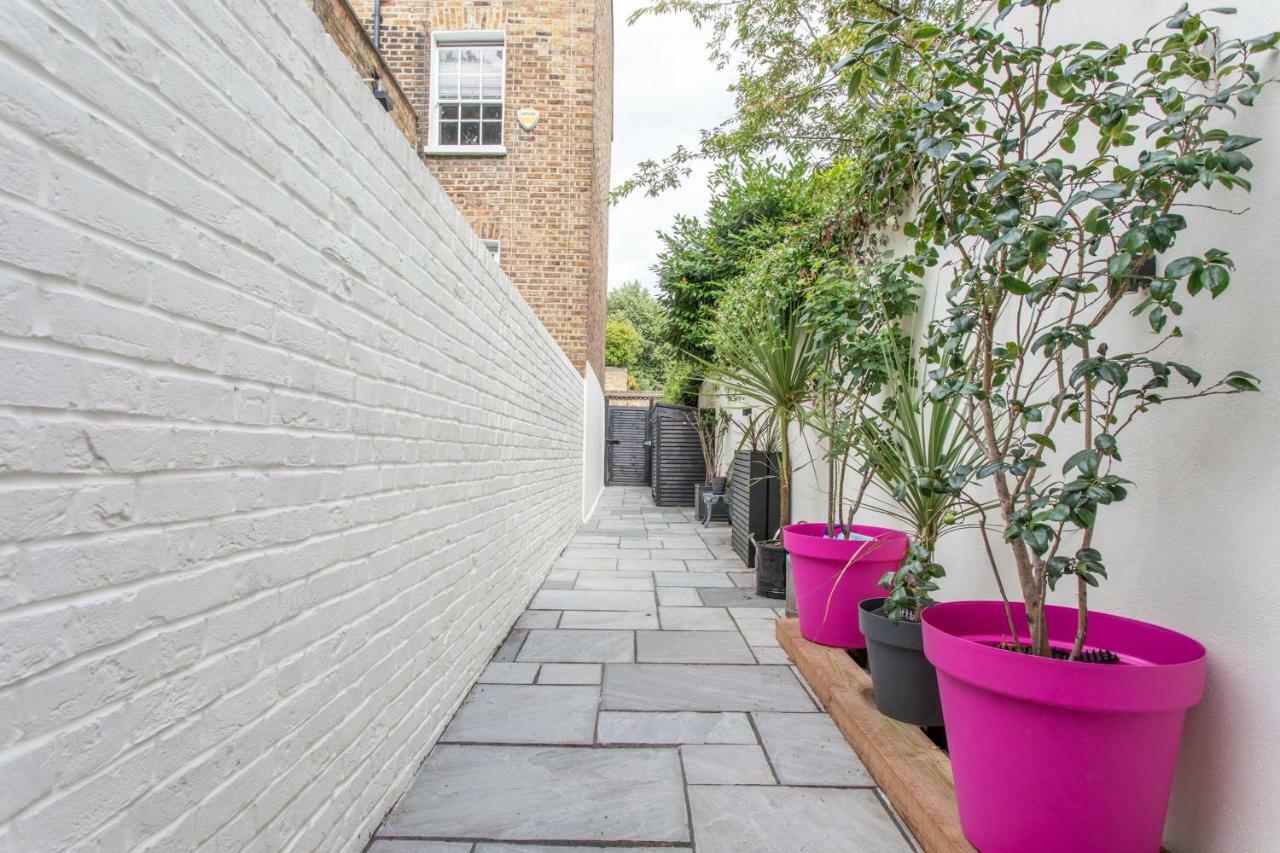 Stunning Gated Home London Luaran gambar